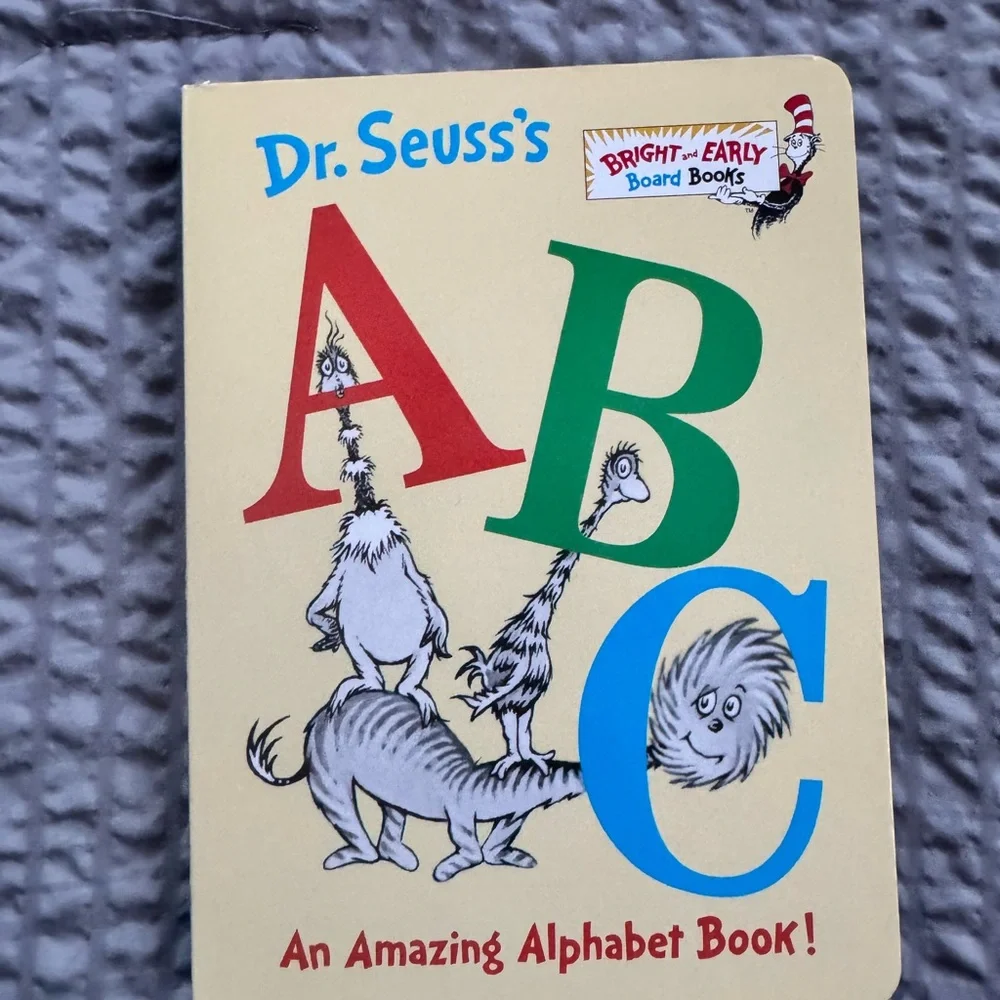 ⚠️3 Dr. Seuss Books Set⚠️